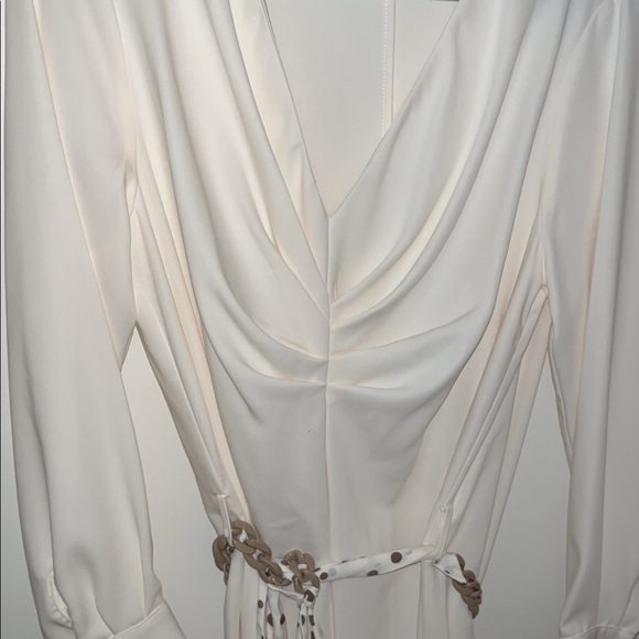 NWOT Zara MIDI long sleeve dress with belt detail - Picture 9 of 10